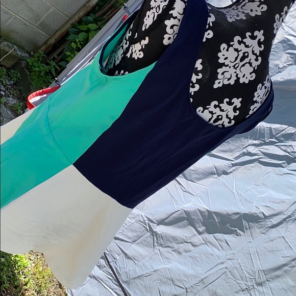 🎀 Express Color Block top 🎀 - Picture 5 of 8